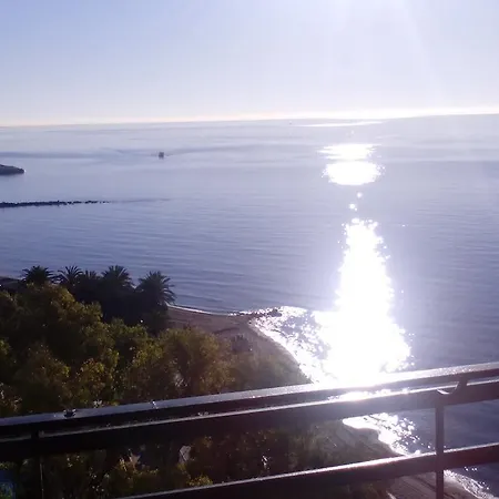 Apartament First Line Beach Marbella