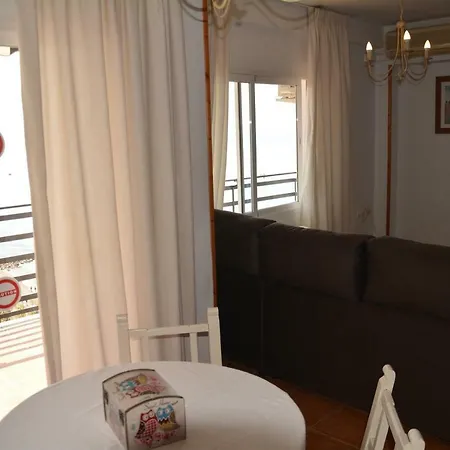 First Line Beach Apartament